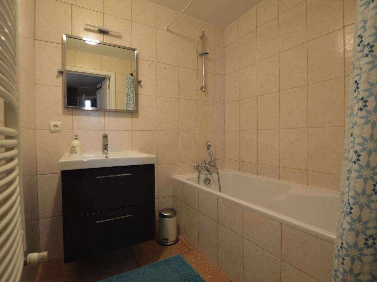 Leuk Huis Met Zwembad Cetturu Cameră foto